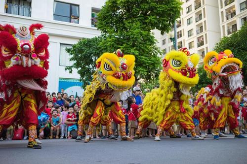 開業(yè)舞獅團