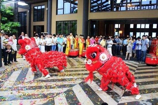 地面舞獅